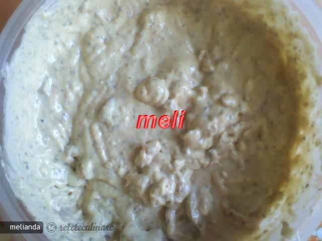 Piept de Pui Umplut cu Ciuperci si Sos de Vin Rosu