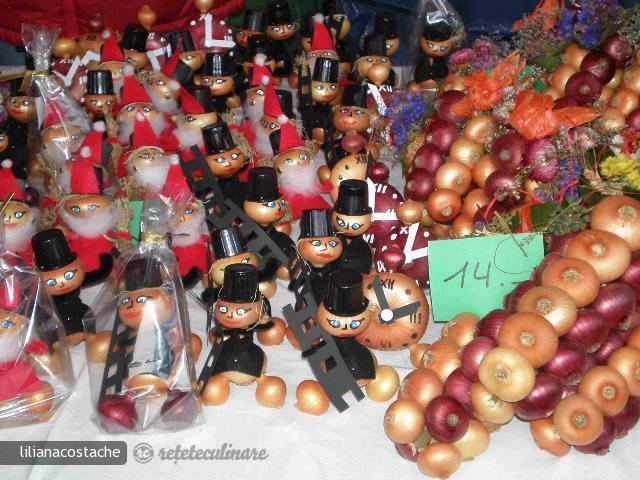 Varza la Cuptor cu Carnati