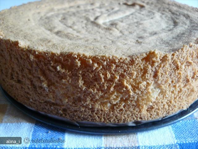 Tort cu Mere si Frisca