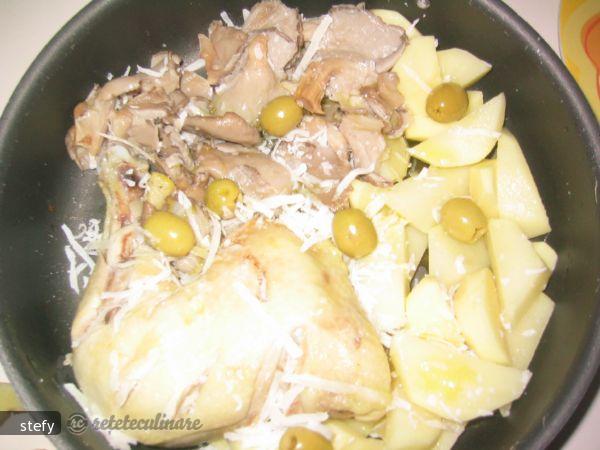 Pulpa de Pui la Cuptor cu Ciuperci si Cartofi