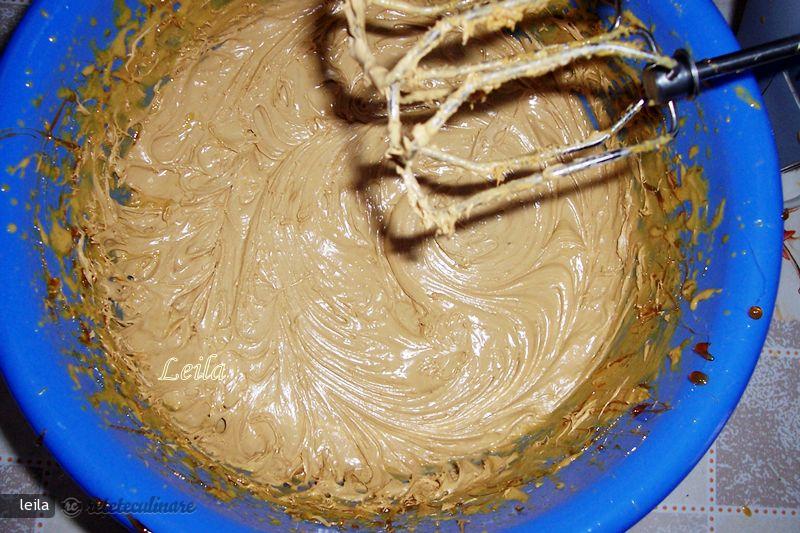 Tort `Lia` cu Crema de Cafea