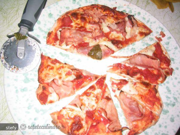 Pizza cu Piadine