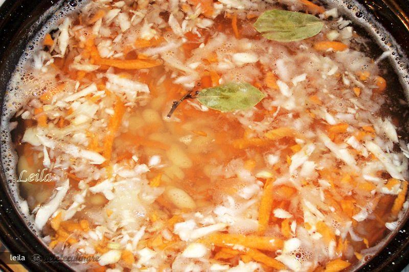 Chiftelute de Fasole si Orez