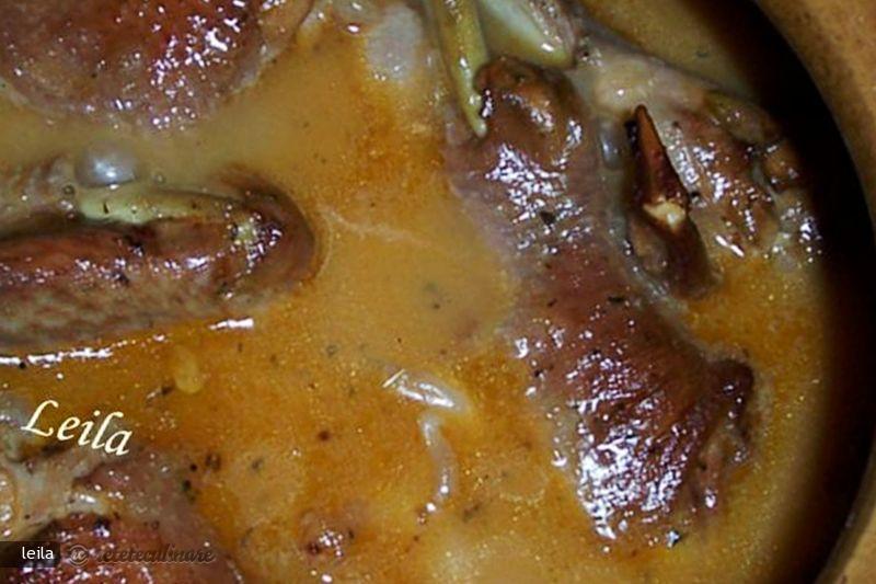 Fasole in Oala de Lut