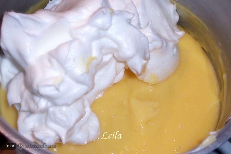 Prajitura cu Mere si Crema de Vanilie