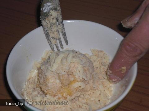 Aperitiv cu Oua Pane