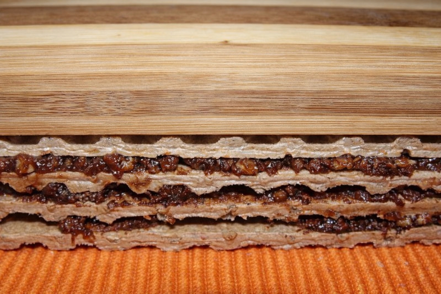 Napolitane cu crema de biscuiti