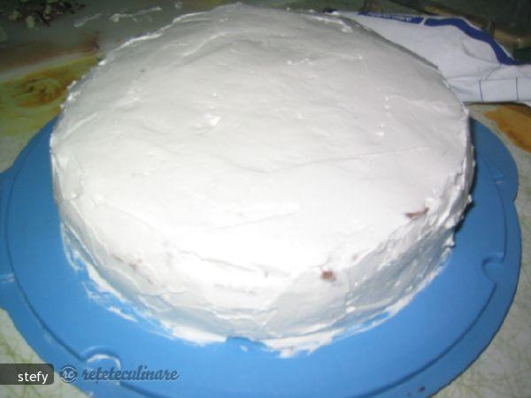 Tort de ciocolata