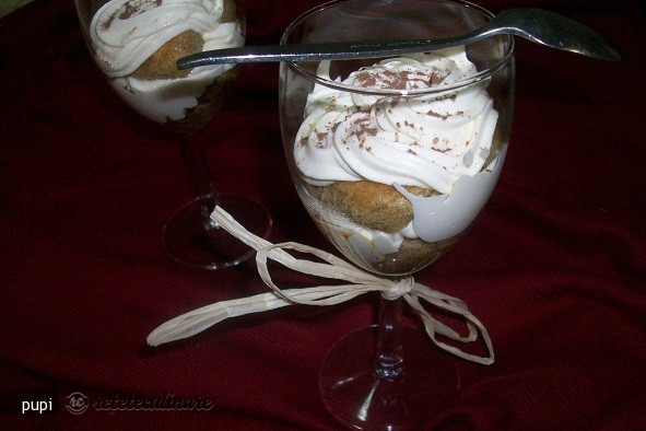 Tiramisu cu rom si vin marsala