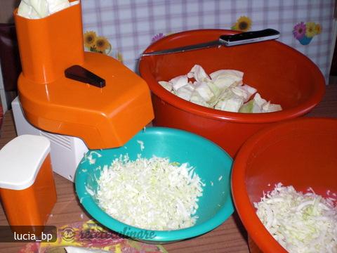 Varza cu carne,la cuptor