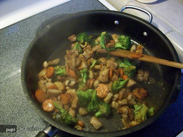 Pui chinezesc ( easy make-at-home chinese chicken)
