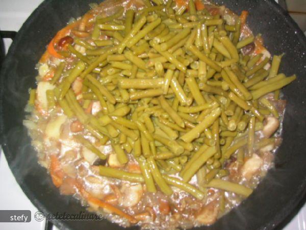 Garnitura cu pastai si ciuperci