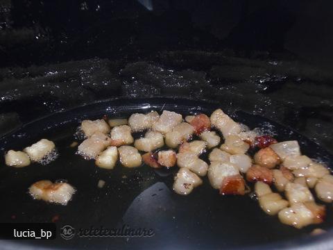 Jumari(papara)de Oua cu Slanina Afumata
