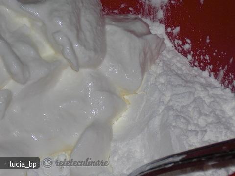Vitel in sos de cascaval si masline