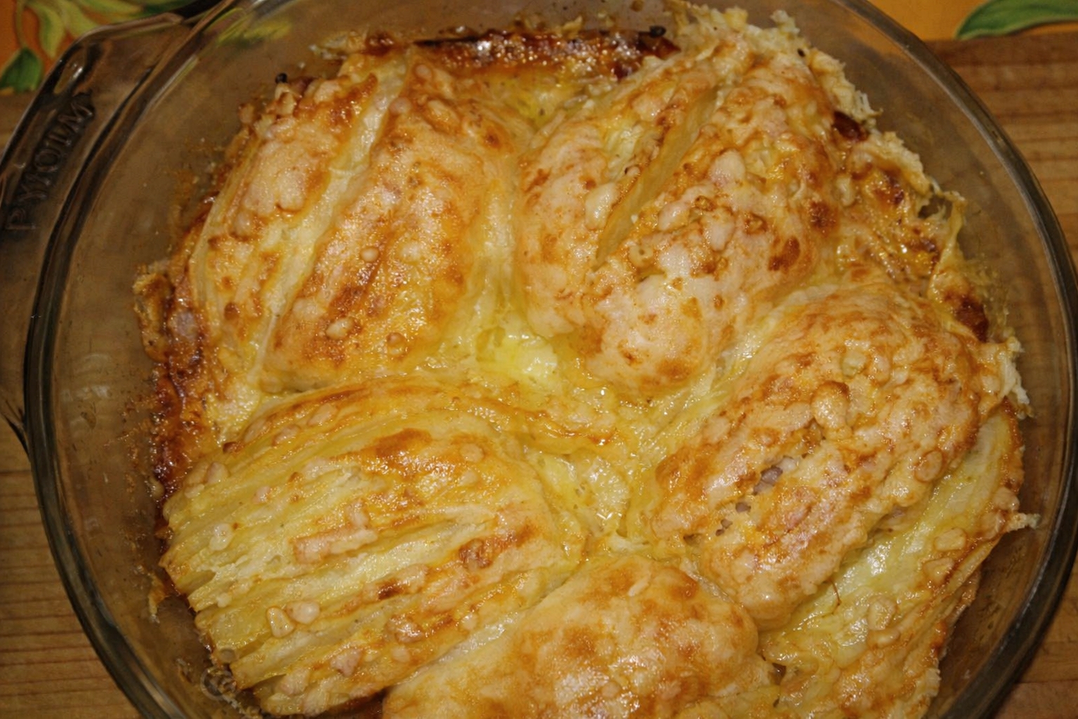 Cartofi-evantai cu cascaval