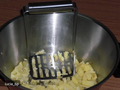 Tarta cu Ardei si Carne Tocata