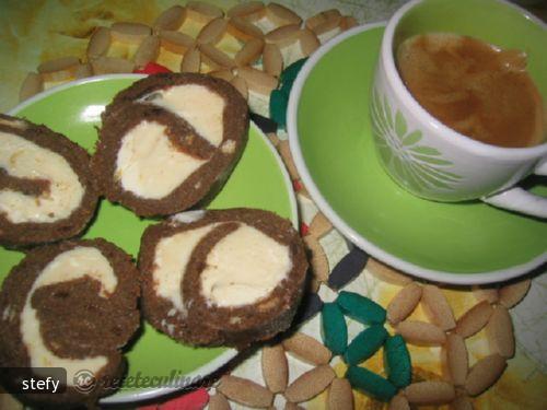 Rulada de Biscuiti cu Branza