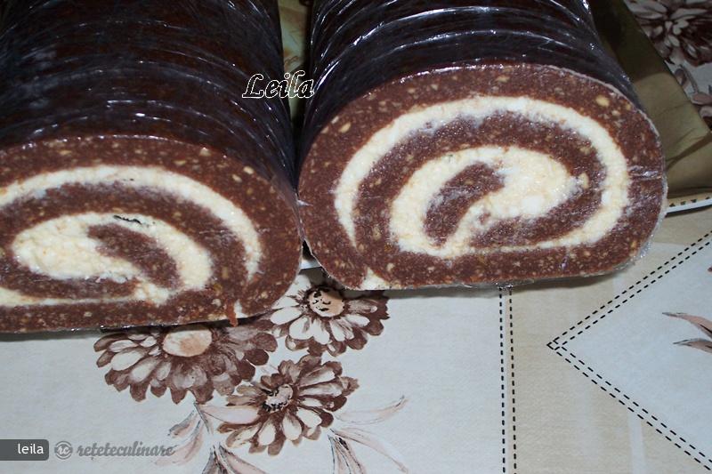 Rulada de Biscuiti cu Branza