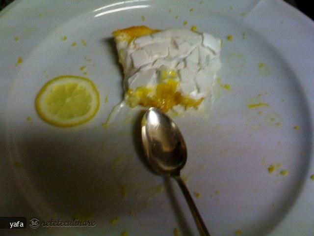 Tarta cu Lamaie si Bezea