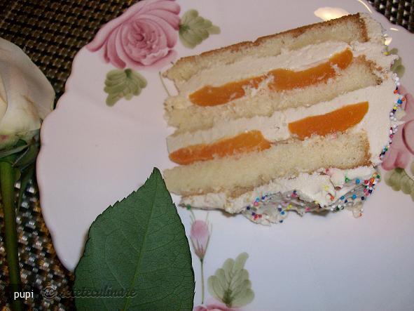 Tort cu Fructe