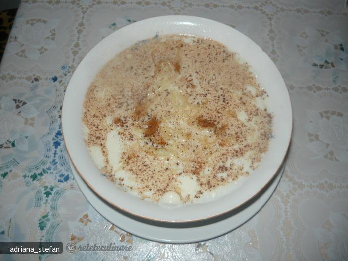 Lapte cu Taietel de Casa