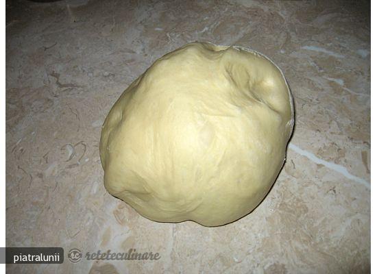 Pariziene cu Fondant cu Mere