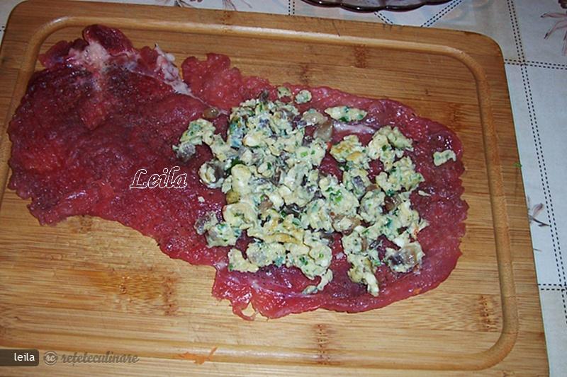 Rulouri de Carne in Sos