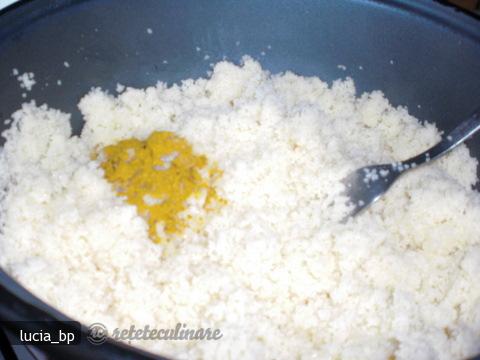 Chiftelute cu Cuscus, cu Sos, Pregatite in Stil Oriental