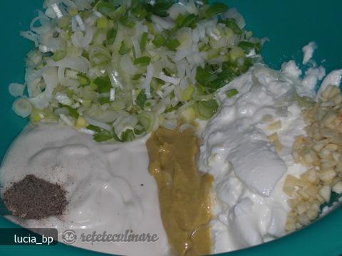 Chiftelute-papanasi Din Legume, cu Sos Special Din Iaurt