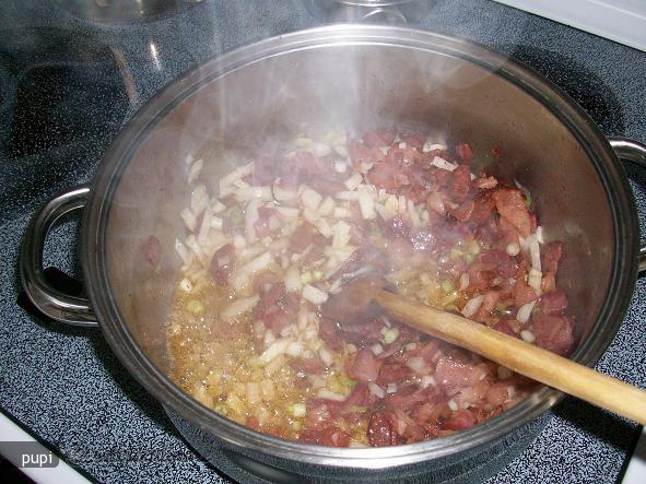 Supa de Cartofi cu Bacon si Carnat