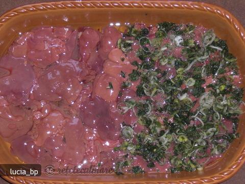 Ficatei de Pui, pregatiti Rustic, cu Sos de Busuioc