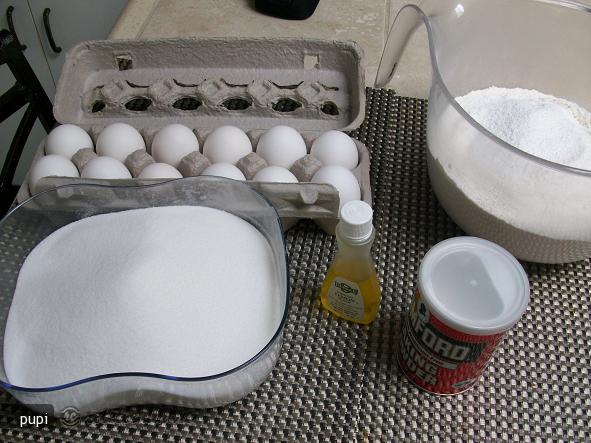 Tort cu Mac si Crema de Lamaie