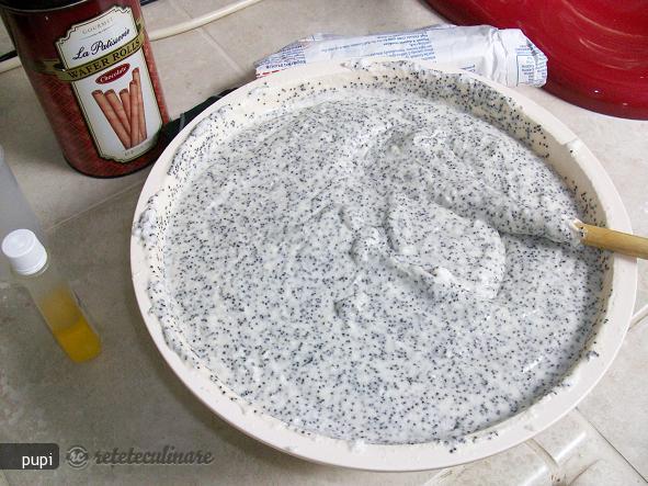 Tort cu Mac si Crema de Lamaie