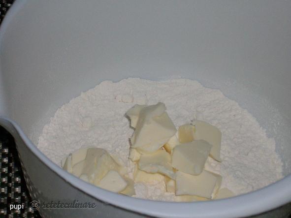 Placinta Peticita cu Mere (Apple Cobbler)