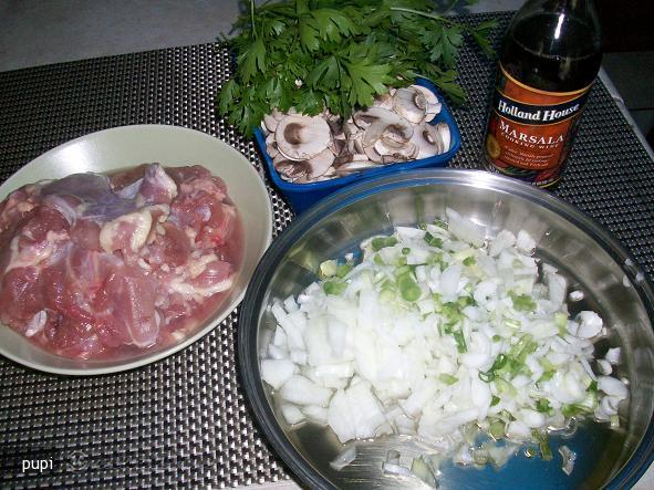 Pui cu Ciuperci si Vin Marsala