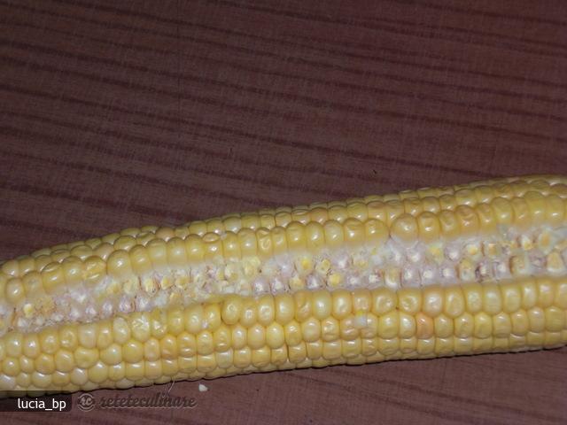 Boabe de Porumb in Lapte, Conservate Pentru Iarna