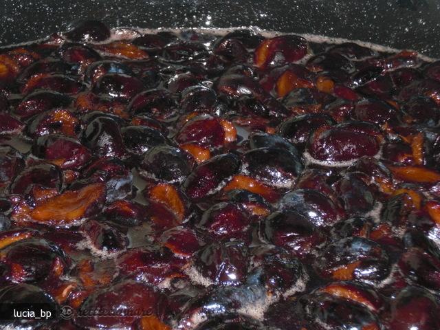 Dulceata de Prune Coapte, Brumarii