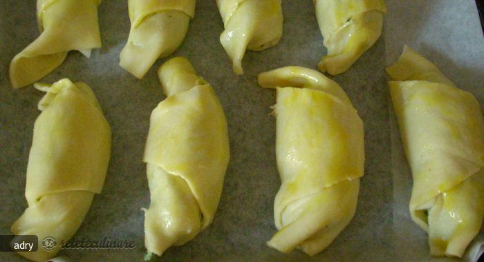 Cornulete cu Spanac si Ricotta