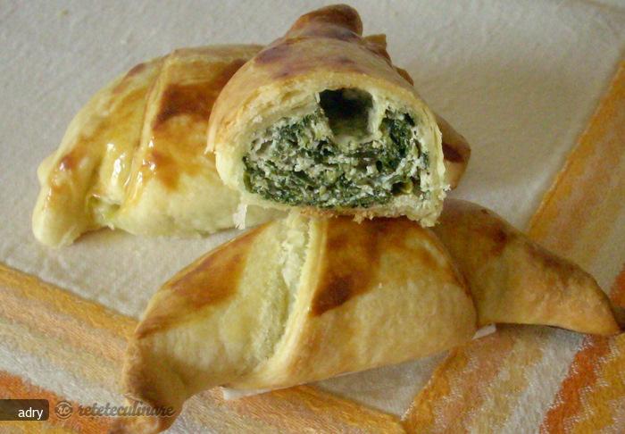 Cornulete cu Spanac si Ricotta