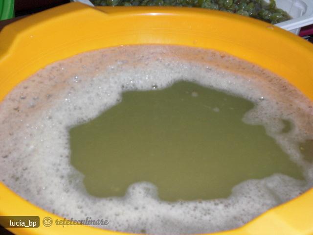 `Miere` de Struguri