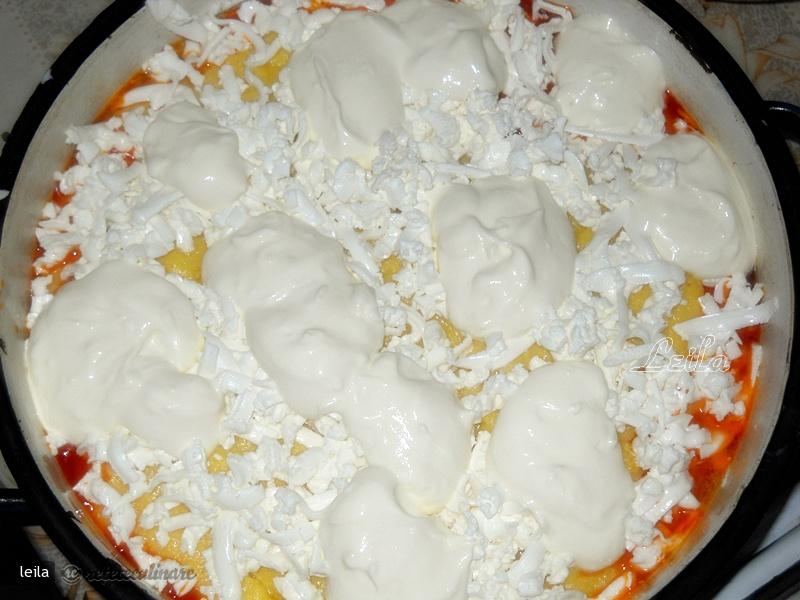 Mamaliga in Straturi la Cuptor