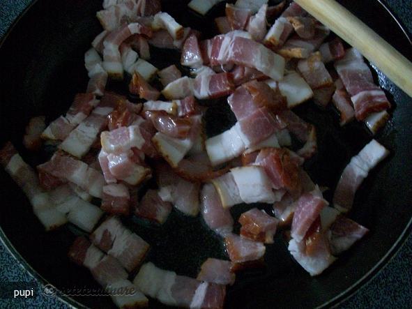 Supa de Salata Verde cu Slaninuta Afumata