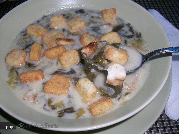 Supa de Salata Verde cu Slaninuta Afumata