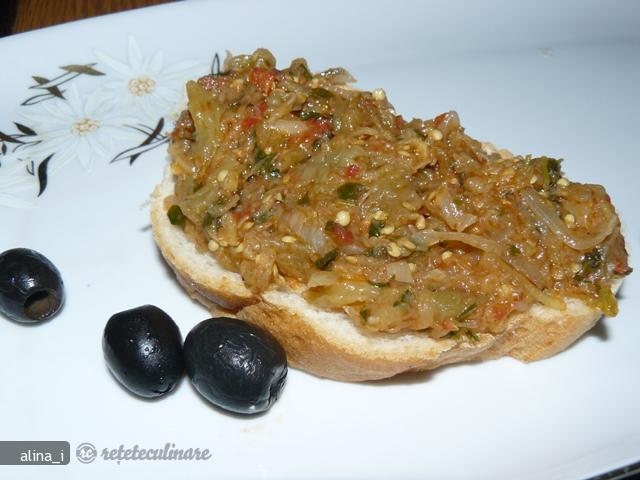 Salata cu Vinete si Rosii