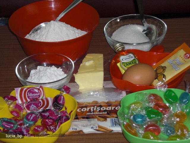 Biscuiti cu Scortisoara si Vitralii