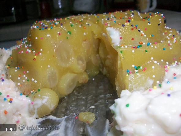Tort Jello cu Struguri