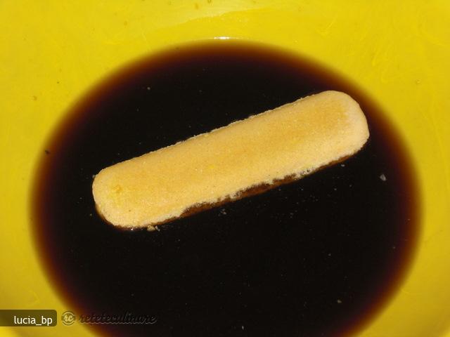 Prajitura cu Mousse de Ciocolata