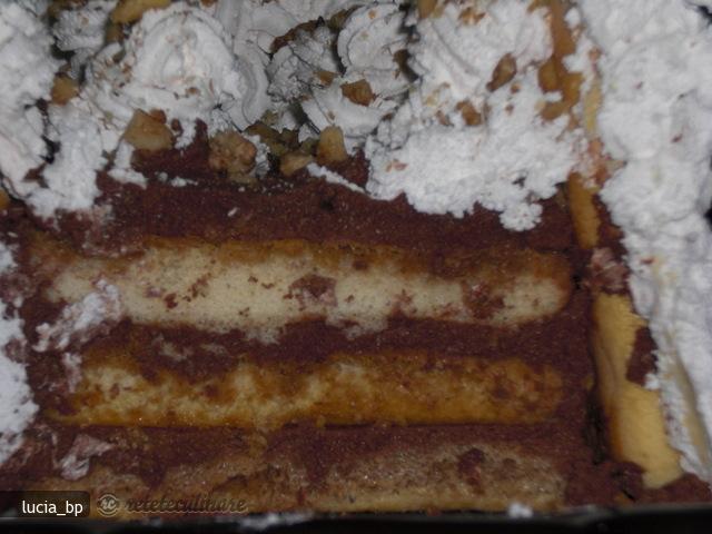 Prajitura cu Mousse de Ciocolata