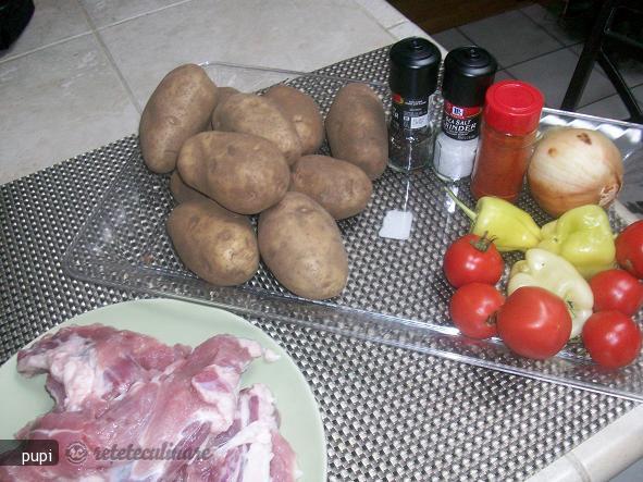 Tocanita de Carne cu Cartofi