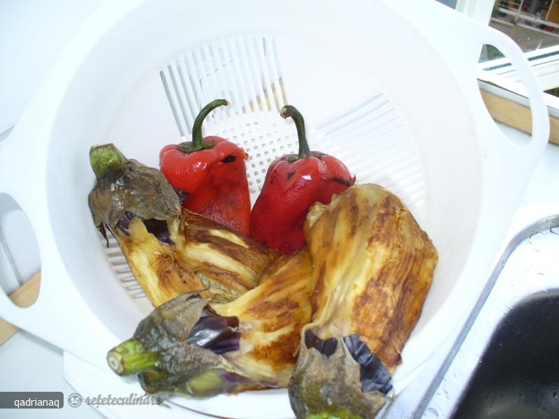 Salata de Vinete cu Ardei Copt